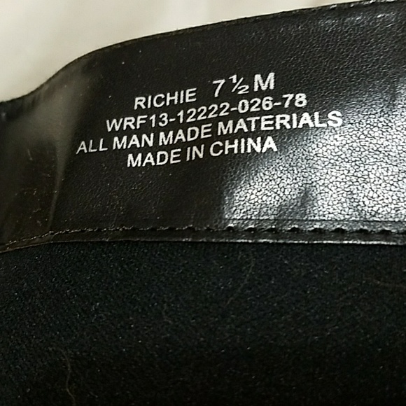 Boots - Picture 3 of 3